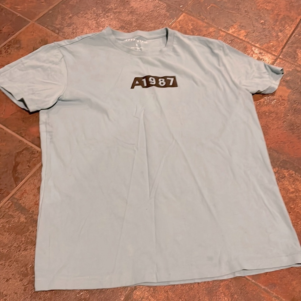 Aeropostale t shirt